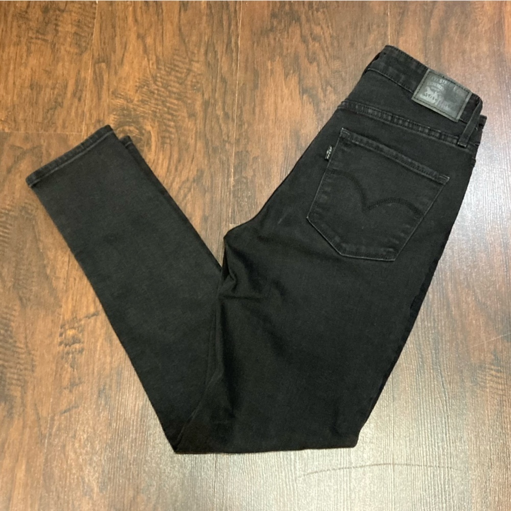 LEVIS 721 High Rise  Skinny Jeans in like new condition size 28 - Picture 4 of 16